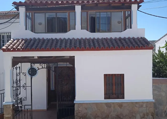 Cerro De Salinas 3* 론다